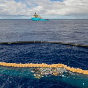 The Ocean Cleanup succesfully catches plastic in Great Pacific garbage patch