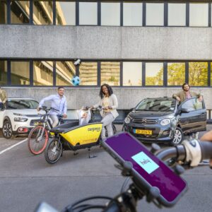 PON en NS maken snelheid met elektrische deelauto’s, -scooters en –fietsen