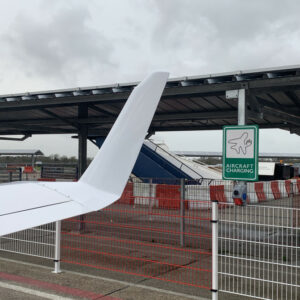Groningen Airport Eelde eerste luchthaven met elektrische laadpaal voor vliegtuigen