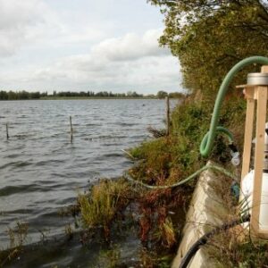 26 soorten microplastics en -rubbers in Nederlandse rivieren opgespoord