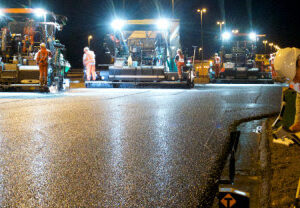 Duurzaam asfaltproductieproces LEAB van BAM heeft CROW certificaat: geen risico’s meer voor overheden