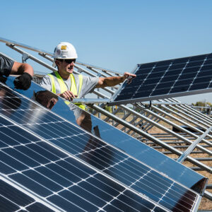 Stichting ZonNext geeft zonnepanelen tweede leven met oprichting platform voor hergebruik panelen