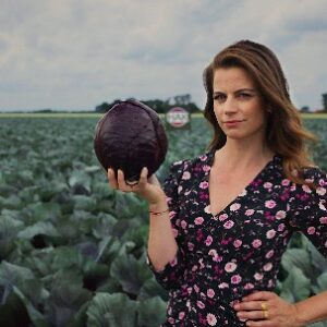 Nieuwe groene campagne van HAK met “groentje” Elise Schaap