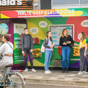 Primeur in Breda: 's werelds eerste eetbare gezonde bushalte