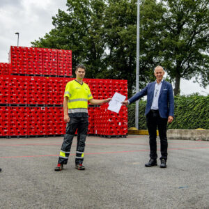 Fabriek van Coca-Cola Europacific Partners behaalt als eerste in Nederland wereldwijd AWS-certificaat voor duurzaam waterbeheer