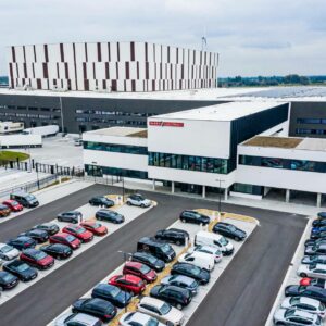 Barry Callebaut opent grootste chocolademagazijn ter wereld tevens meest duurzame logistieke site in Benelux