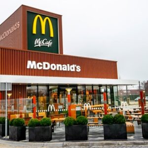 McDonald's versnelt klimaatactie om tegen 2050 netto nul-emissies te bereiken