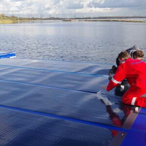 Onderzoek nieuwe flexibele zonne-energiesystemen voor toepassing op zee gestart