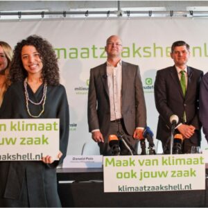 Grote meerderheid Nederlanders: activisten mogen bedrijven en directeuren aanklagen