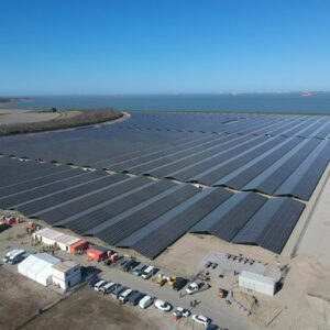 North Sea Port, Dow en Gutami openen nieuw zonnepark in Terneuzen