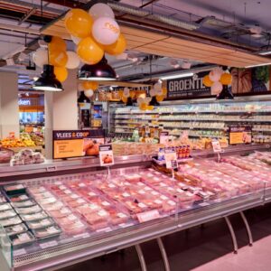 Vleesverkoop supermarkten zeven procent gedaald