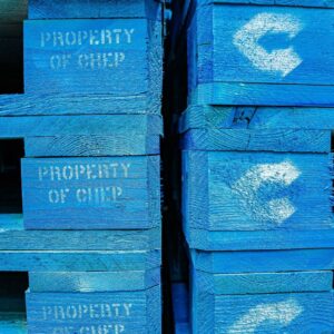 CHEP-Pallets-stacked-logo-close-up