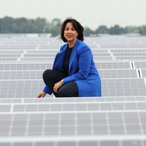 Action neemt 12.700 zonnepanelen in gebruik op bedrijventerrein  Zwaagdijk