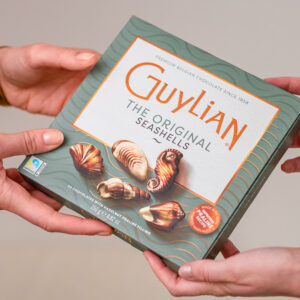 Chocoladehuis Guylian verduurzaamt duty free assortiment en Master’s Selection