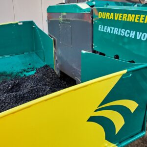 Dura Vermeer neemt eerste volledig elektrische asfaltset in gebruik