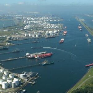 Grootschalige ammoniakkraker moet 1 mln ton waterstofimport mogelijk maken via Rotterdamse haven