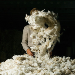 Het Circular Innovation Collective presenteert een nieuwe aanpak om Amsterdams textiel circulair te maken