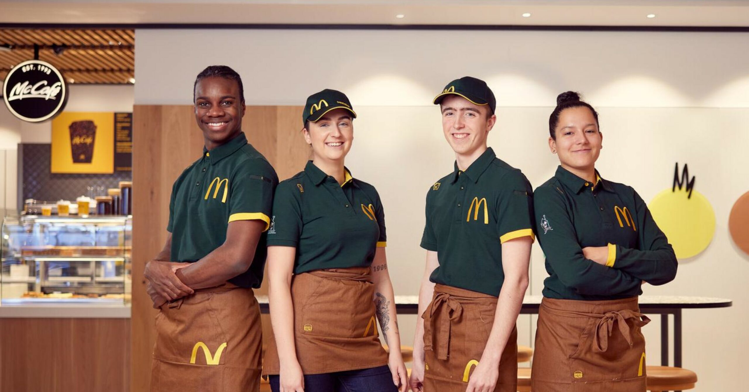 Hen kofferbak Smash Nieuwe duurzame bedrijfskleding voor medewerkers McDonald's - Duurzaam  Ondernemen