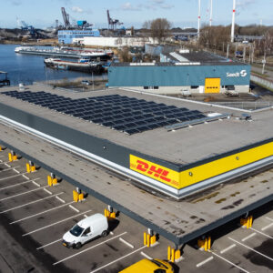 DHL opent twee klimaatneutrale CityHubs XL in regio Amsterdam