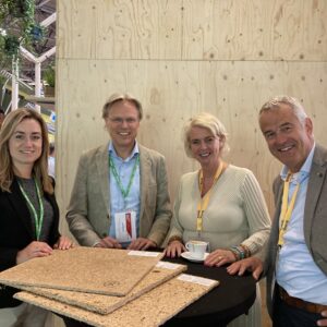 Staatbosbeheer, IBI2 en BAM Wonen presenteren 100% Biobased plaatmateriaal uit reststromen hout