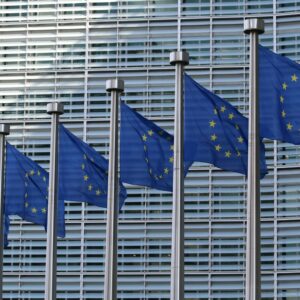 Europa neemt wetgeving aan over integratie van mensenrechten en milieu-impact in bedrijven