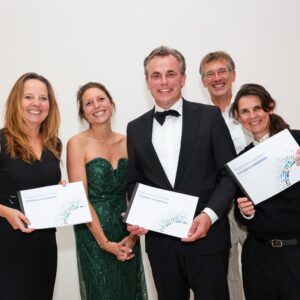 Foto overhandiging PvE circulaire installaties