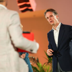 Onno Dwars tijdens het Congres Dutch Green Building Week van DGBC op 30 september 2025 – Roos Trommelen