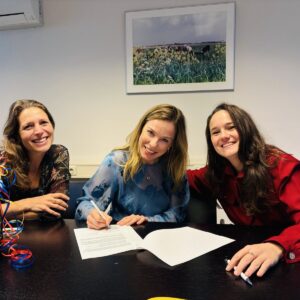 Ondertekening Laura Huijgen