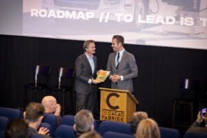 Waarschuwing Nederlandse automotive-industrie: ‘Fundamentele keuzes nodig om mobiliteit toekomstbestendig te houden’