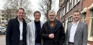 UBQ Materials en Gemeente Bergen op Zoom plaatsen circulaire en CO2 negatieve verkeerspaal