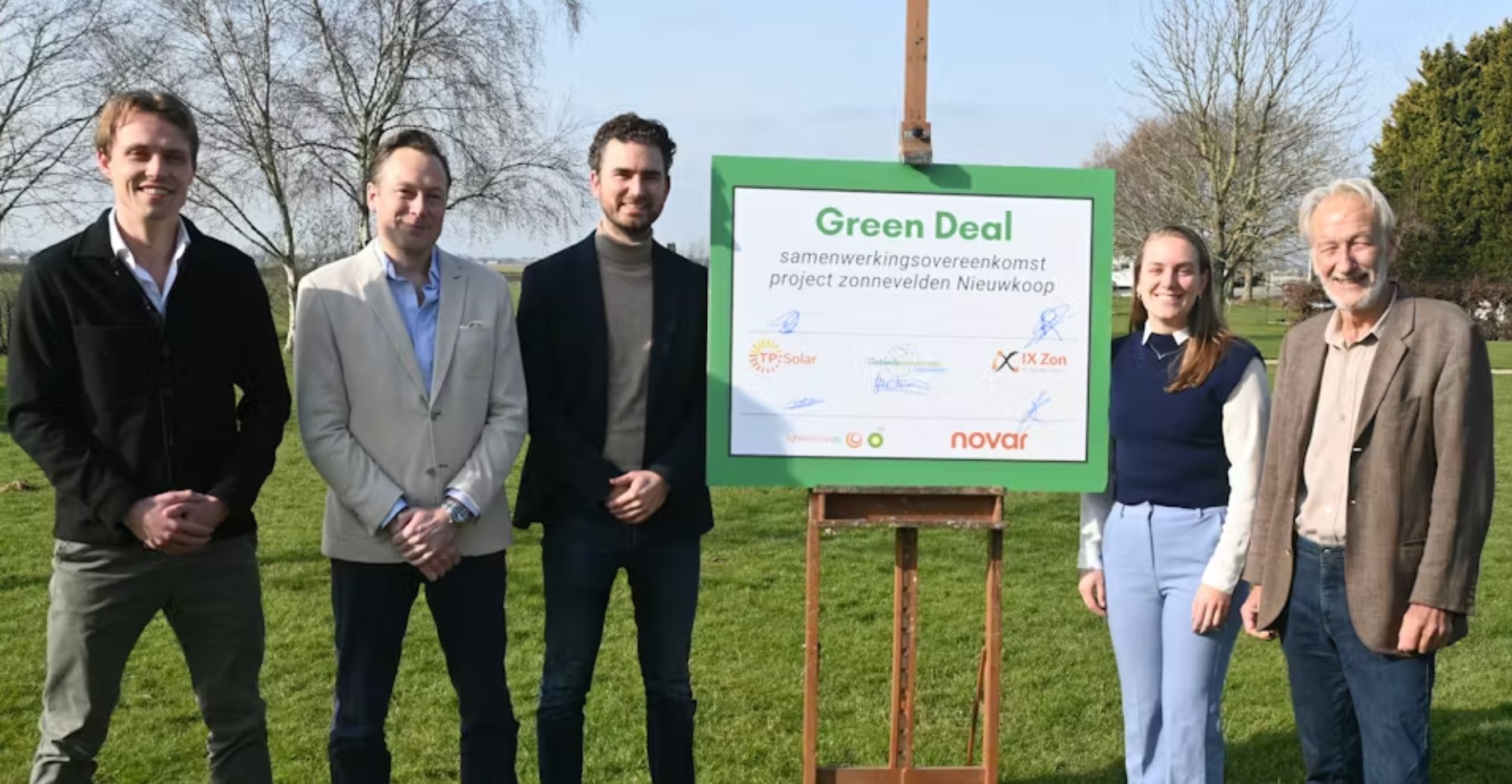 Gebiedscoöperatie Nieuwkoop en vier ontwikkelaars tekenen Green Deal voor ontwikkeling zonnevelden