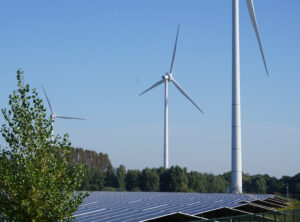 Minister erkent: invoedingstarief bedreigt uitrol duurzame energieprojecten