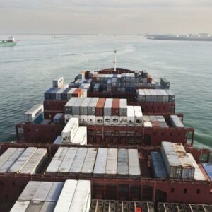 zeeschip-met-containers-haven-rotterdam_0
