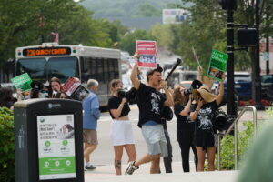 Ahold Delhaize publiceert tijdschema voor uitbanning legbatterijen in toeleveringsketen in VS