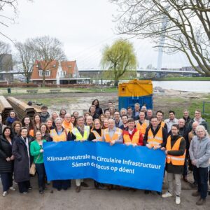 groepsfoto-van-alle-aanwezigen-tijdens-de-presentatie-van-de-actualisatie-kci-roadmaps