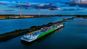 Nederlandse Titan gaat door TURN2X geproduceerde e-methaan bunkeren voor toenemende vraag naar groene scheepsbrandstof