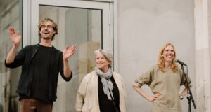 Kunstenaar Gijs Schalkx onthult e-luchtfiets