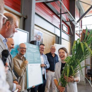 Groningse-huizen-isoleren-met-stro-en-hennep-van-eigen-land
