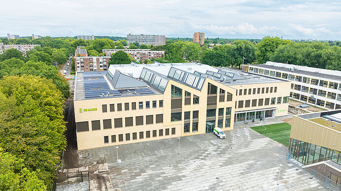 Duurzame school en meest duurzame sporthal De Marke geopend in Deventer